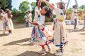 Märchen, Tänze, Traditionen
